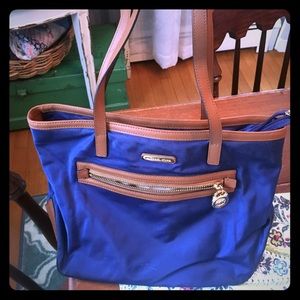 Super Cute Michael Kors Purse